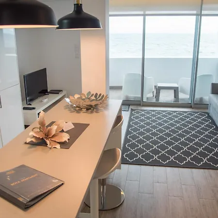 Islet House São Roque