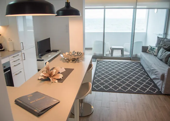 Islet House São Roque