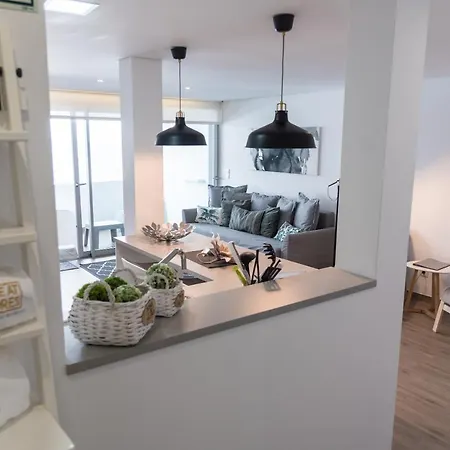 Islet House Апартаменты *